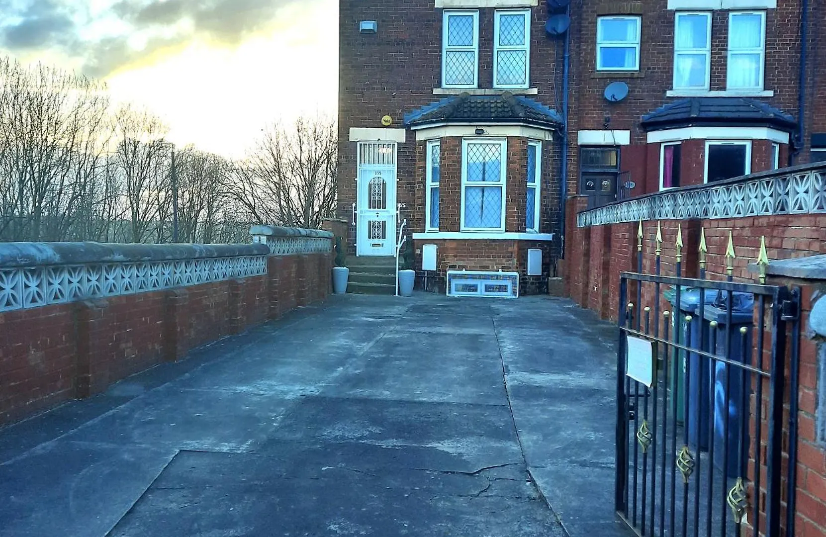 Home In Woodhouse, Leeds,Free 4 Car Parking,Free Wifi Hébergement de vacances
