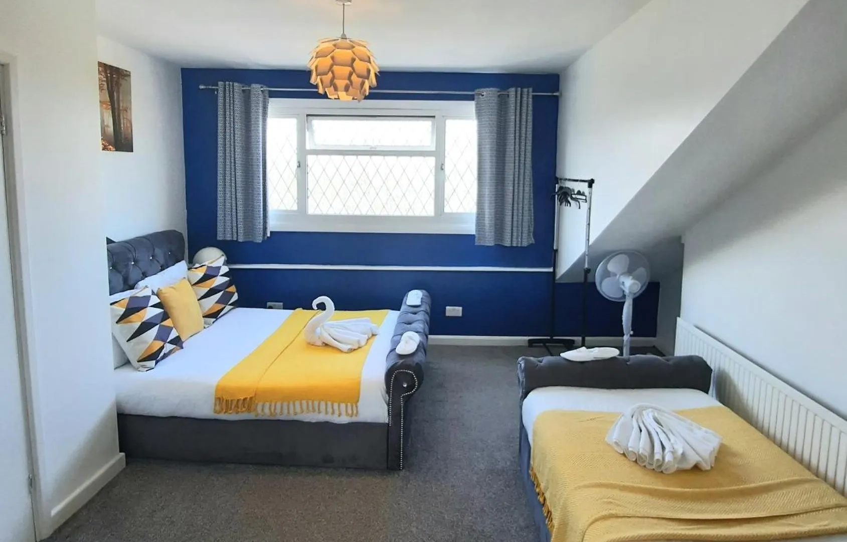 Home In Woodhouse, Leeds,Free 4 Car Parking,Free Wifi Royaume-Uni